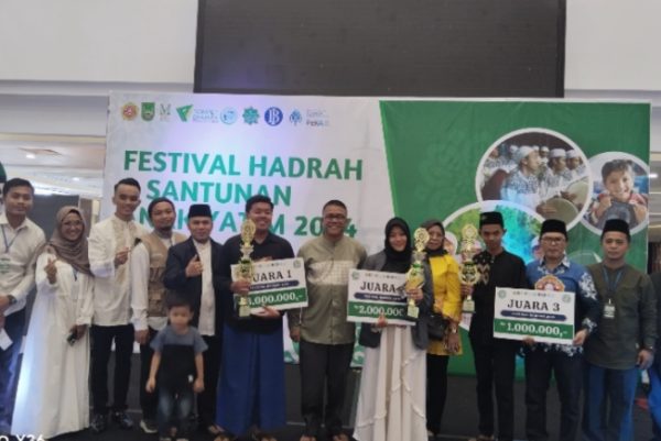 Subbanul Ilmi MAN 2 Juarai Festival Hadroh 2024 Karang Taruna Kota Batam