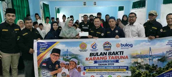 Karang Taruna Kota Batam Gelar Bulan Bhakti, Santuni Anak-anak LKSA Bina Ummah di Batuaji